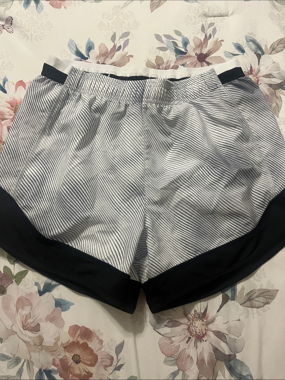 Under Armour Women's White and Black Striped Athletic Shorts